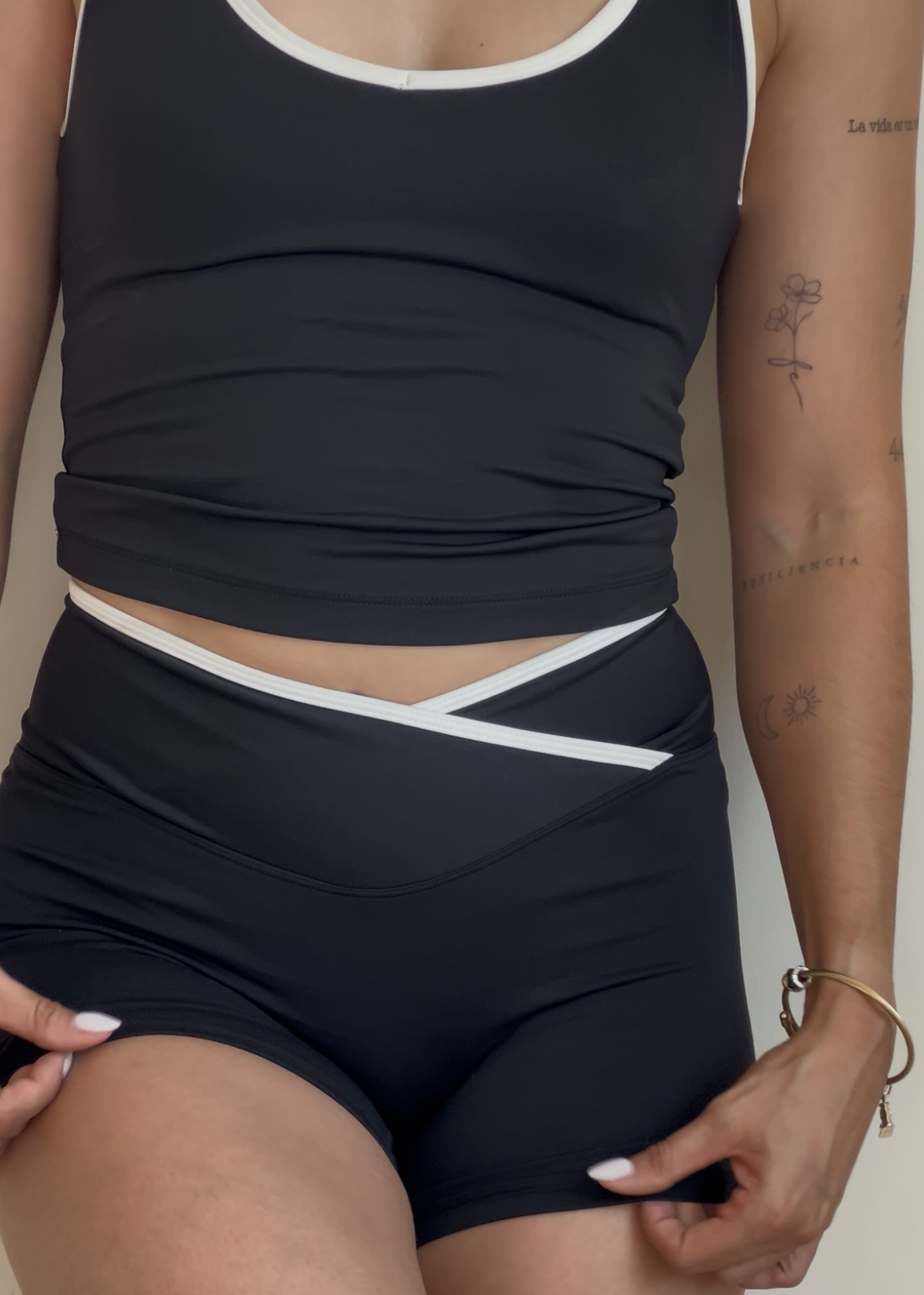 EUNOIA SHORT
